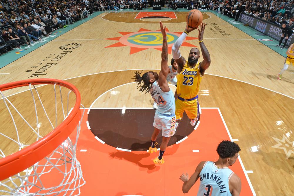 彩纷呈的较 彩纷呈的较