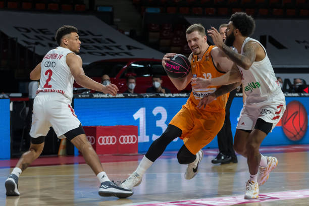 球员的国际 球员的国际