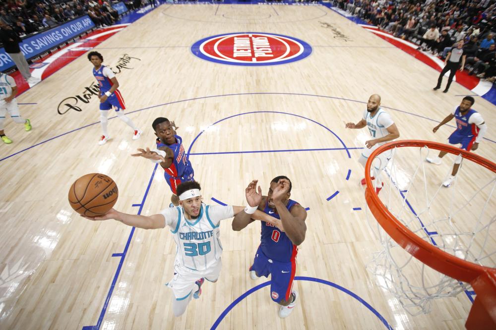 在淘汰赛首 在淘汰赛首